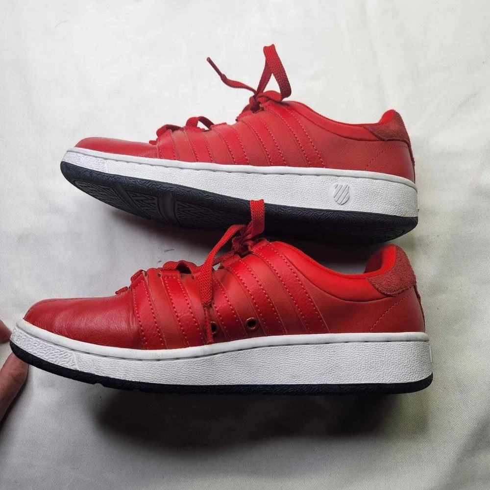 K-Swiss Classic VN Red Leather Sneakers Womens Size 8.5 Low Top Shoes 95226-642